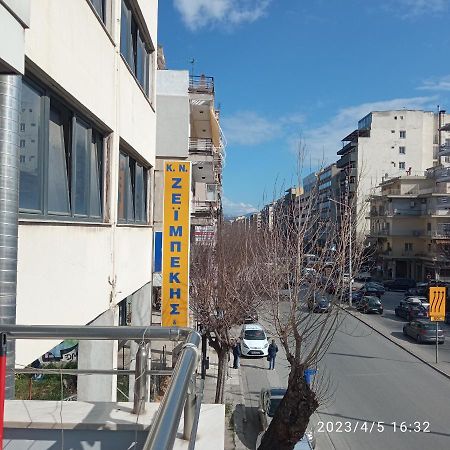 Sunny Street Apartment Thessaloniki Buitenkant foto