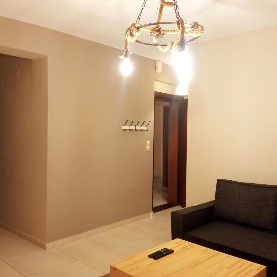 Sunny Street Apartment Thessaloniki Buitenkant foto